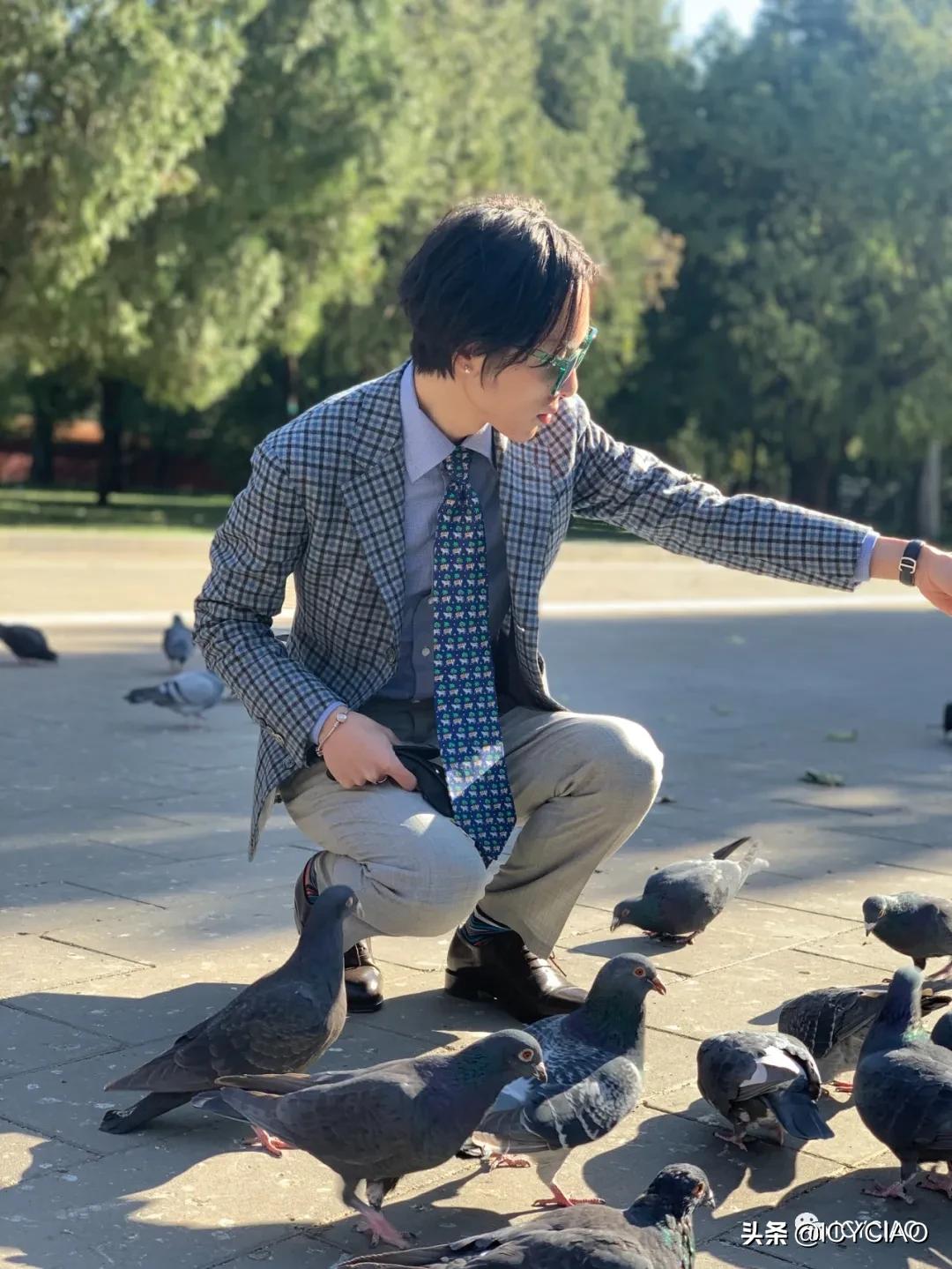 成衣定制最大的困难,对话95后白岩松视频