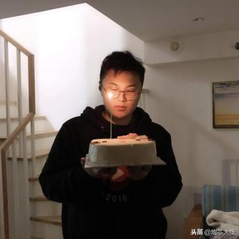 炮芯大怪露脸，人气秒破百万，粉丝：系统会不会瘫痪？