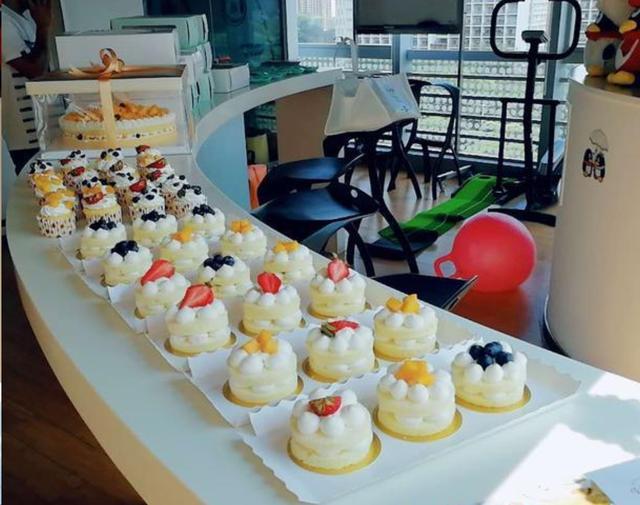 深圳什么蛋糕品牌最好,黑天鹅蛋糕深圳店在哪里