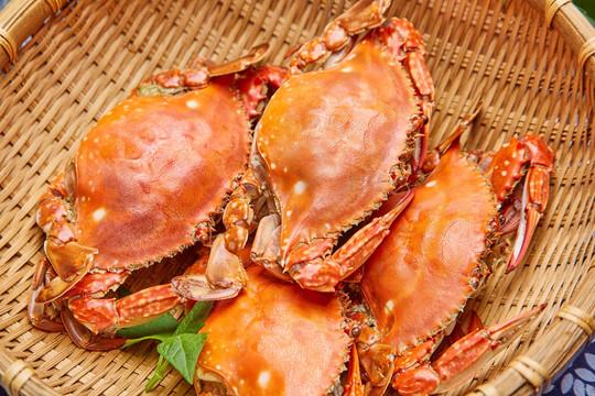 蒸螃蟹教你一招不掉腿不流蟹黄,蒸螃蟹时怎么不漏膏和不掉脚