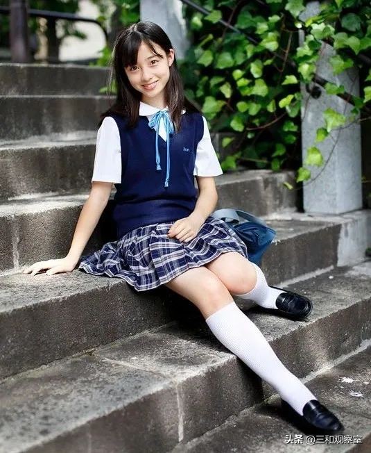 jk汉服lolita新穿搭,怎么区别正版和盗版的jk制服