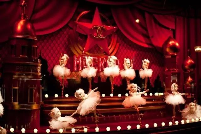 法国老佛爷百货商店完整版,巴黎老佛爷百货自由行热门攻略