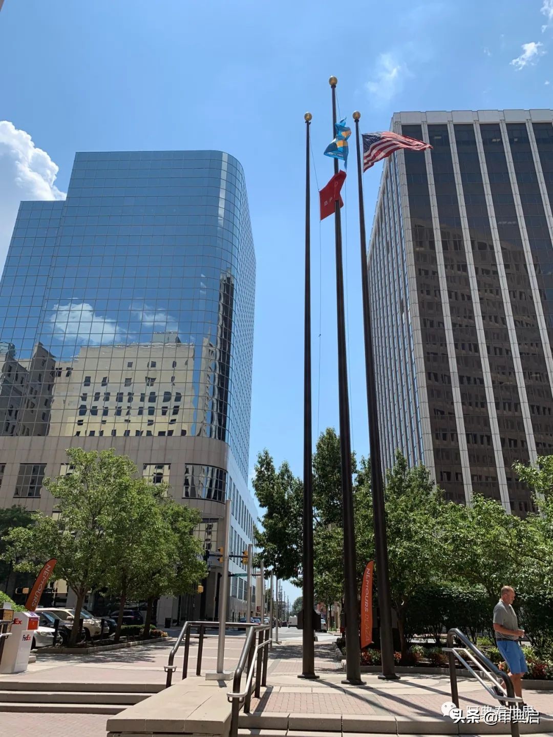 美国中餐馆老板娘谈黑人