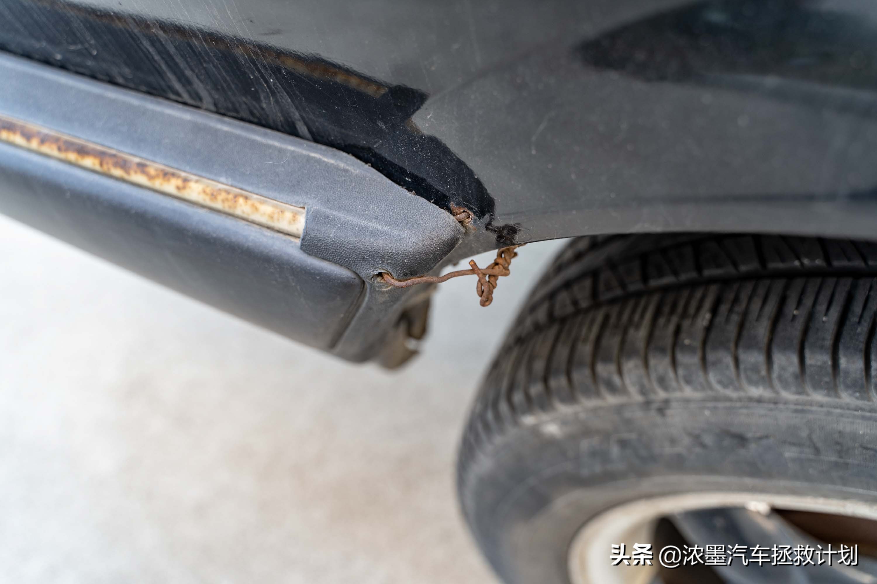 「妙手生花」重建一台战损级桑塔纳，带给它历经千般后的华丽重生