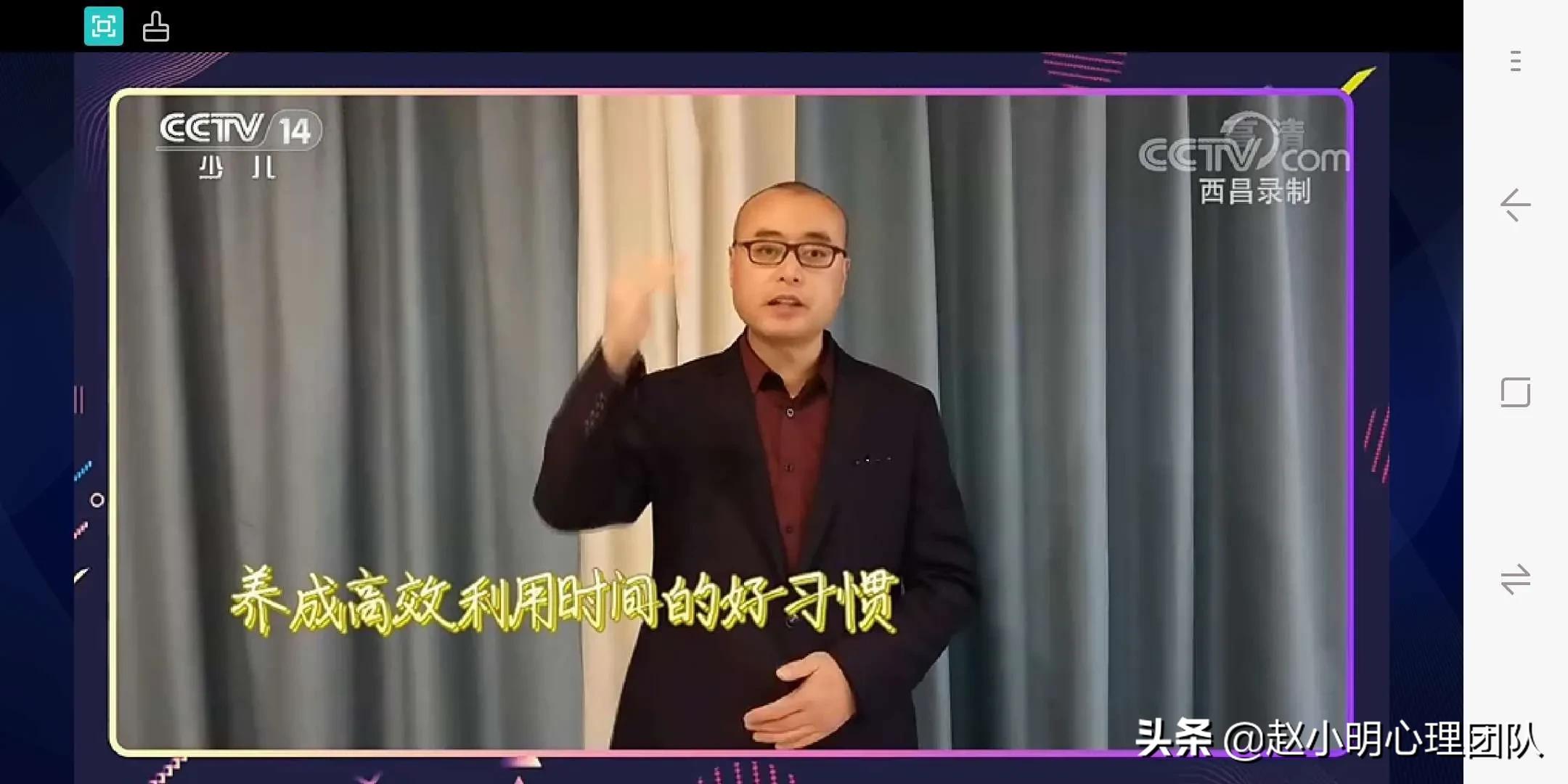 你之所以极度缺乏自信,忽然发现自己不具备独立人格