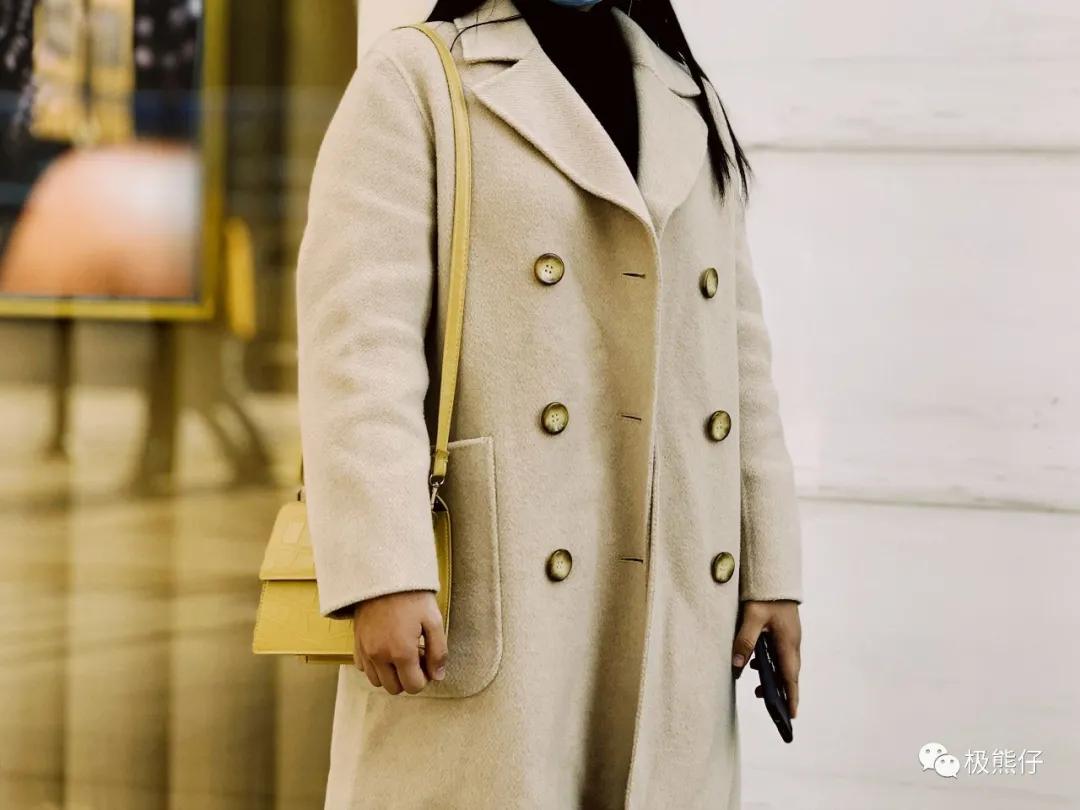 今天背什么,今天背什么包