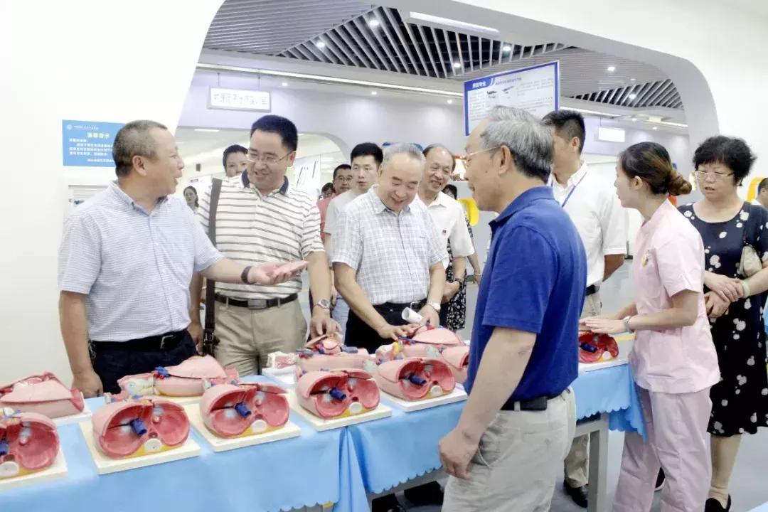 四川希望汽车职业学院护理实训室,四川希望汽车职业学院护理咋样