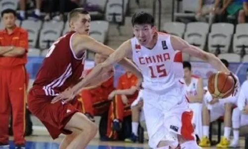 约基奇当选常规赛MVP，本赛季上脚独爱耐克团队鞋，能有签名鞋么