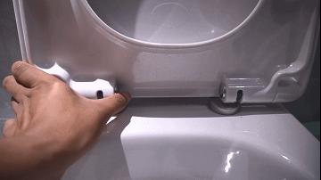 壁挂马桶怎么安装方便后期维修 (壁挂马桶马桶盖松动)