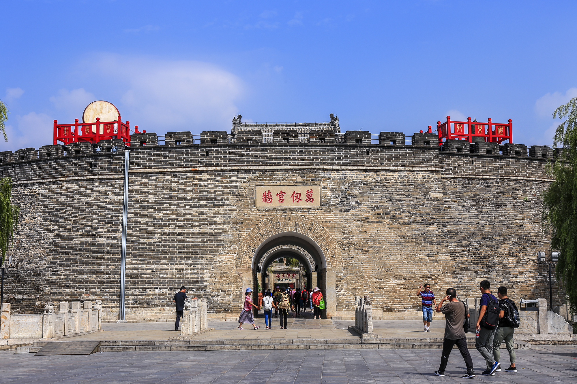 曲阜一日游最佳攻略酒店,畅游齐鲁乐宿济宁