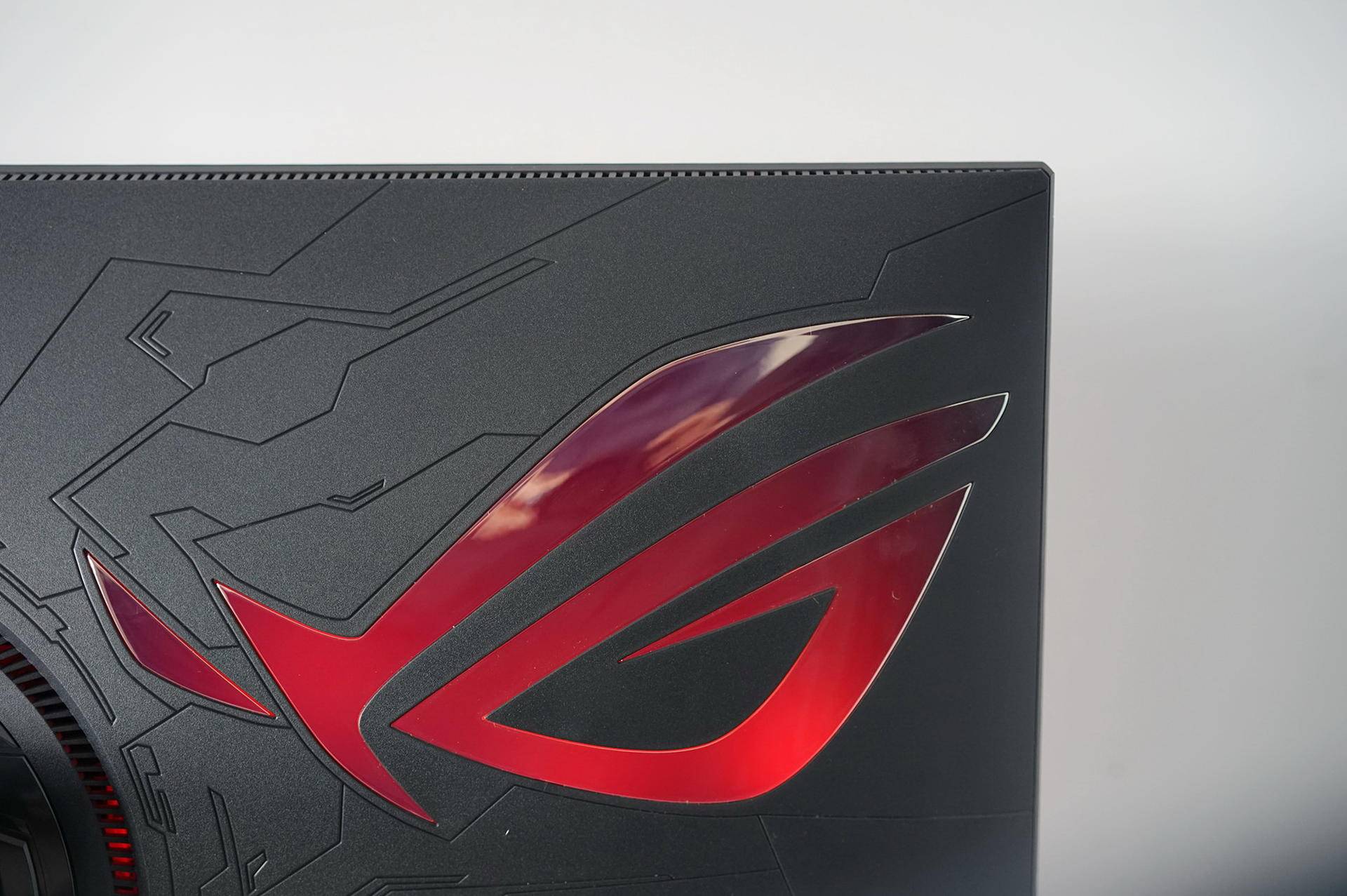 比传统IPS面板快四倍：ROG玩家国度PG329Q显示器体验