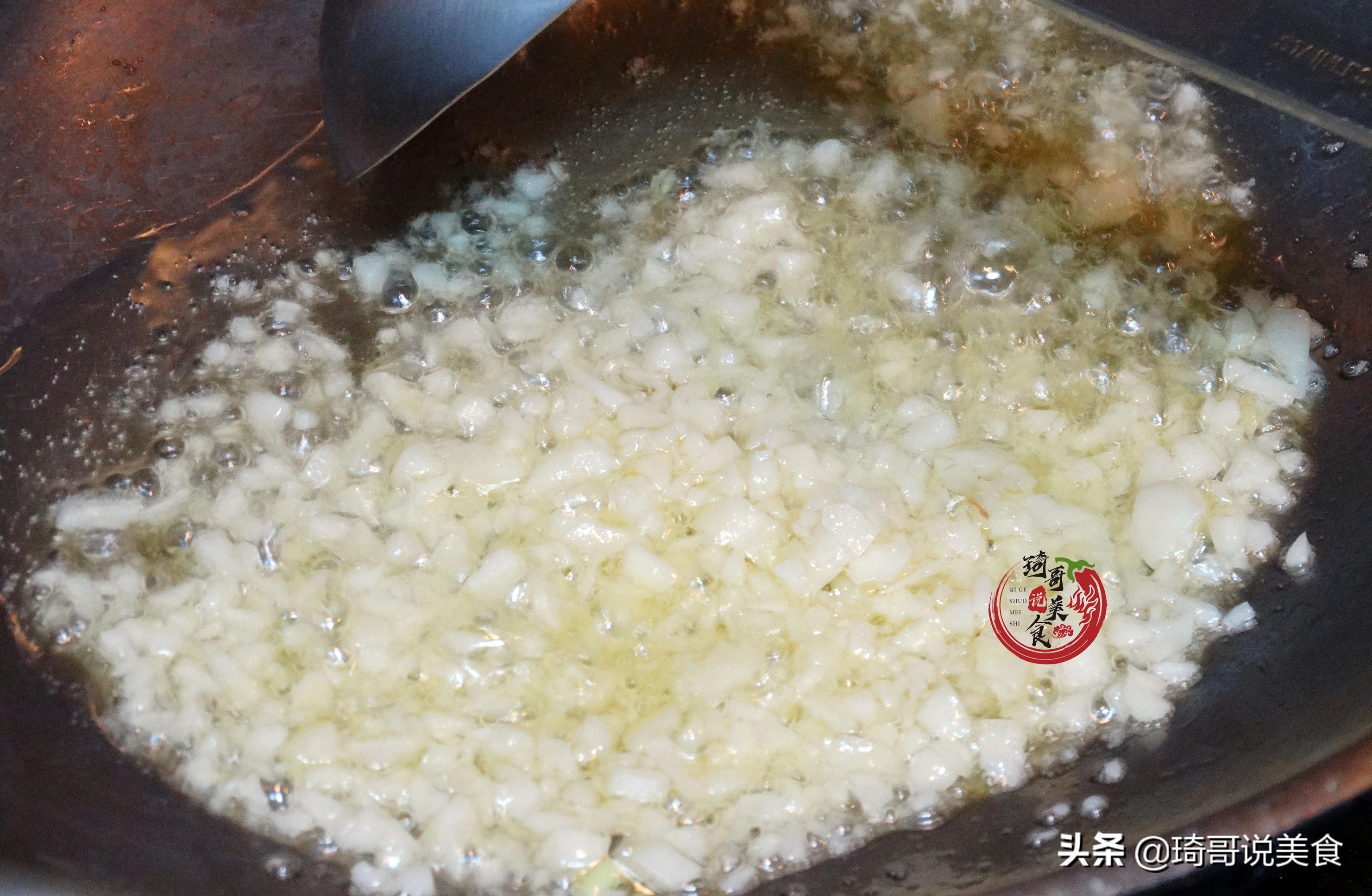 蒜蓉粉丝蒸海鲜做法窍门,蒜蓉粉丝可以和什么海鲜蒸