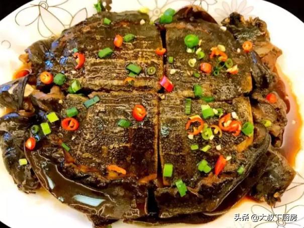红烧甲鱼家常做法简单又好吃视频,家湘美食红烧甲鱼