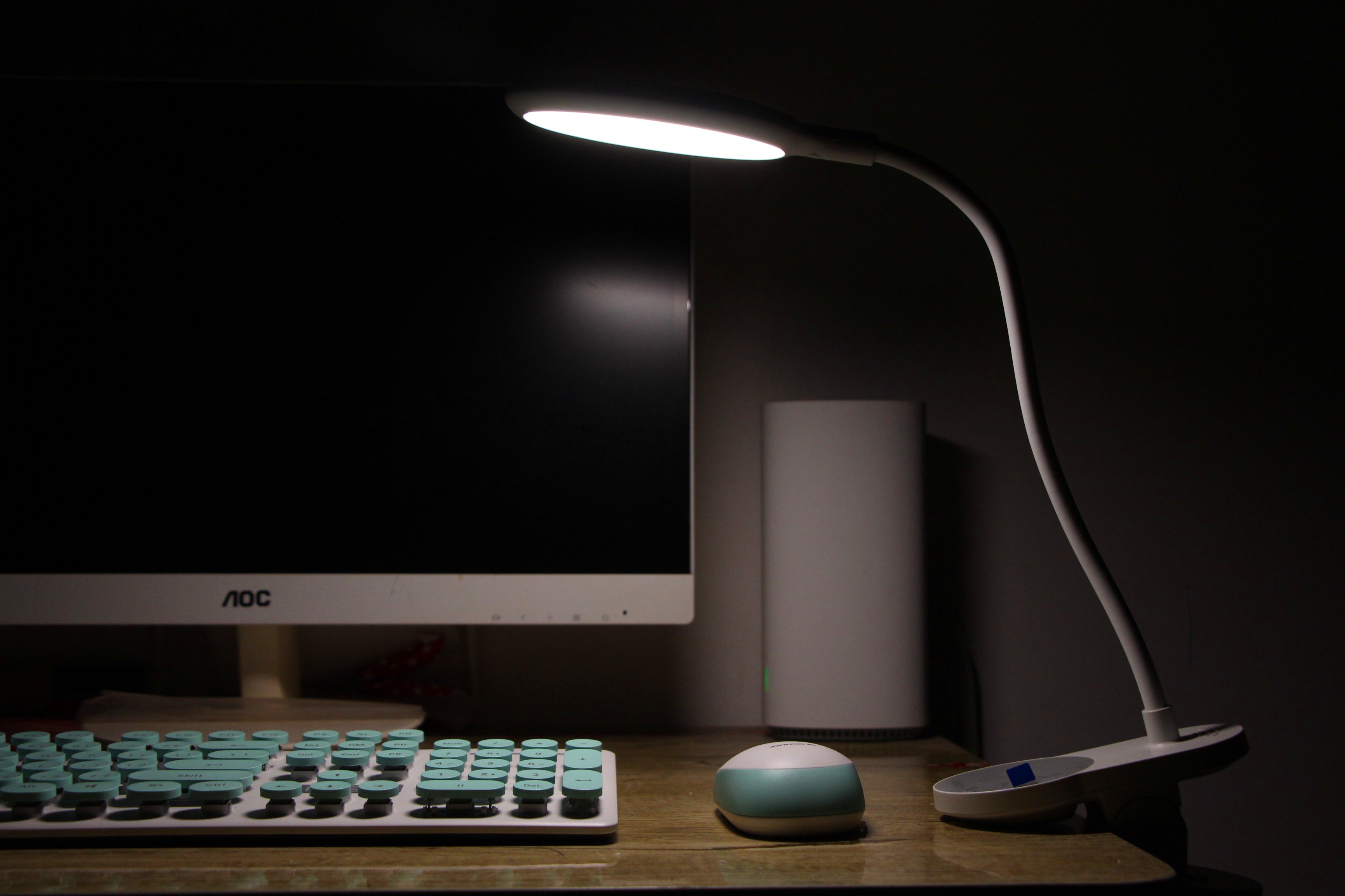 夜读学习更要护眼健康宜美床头夹子台灯