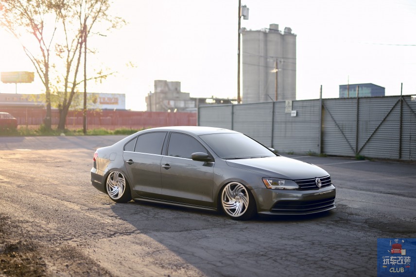 大众速腾改什么样的轮毂好看,改装速腾低趴