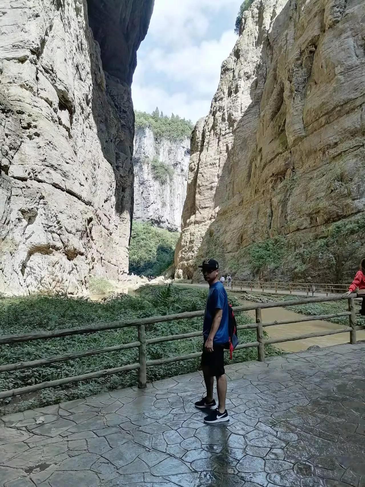 重庆武隆天坑三桥旅游一日游,重庆武隆天坑旅游详细攻略