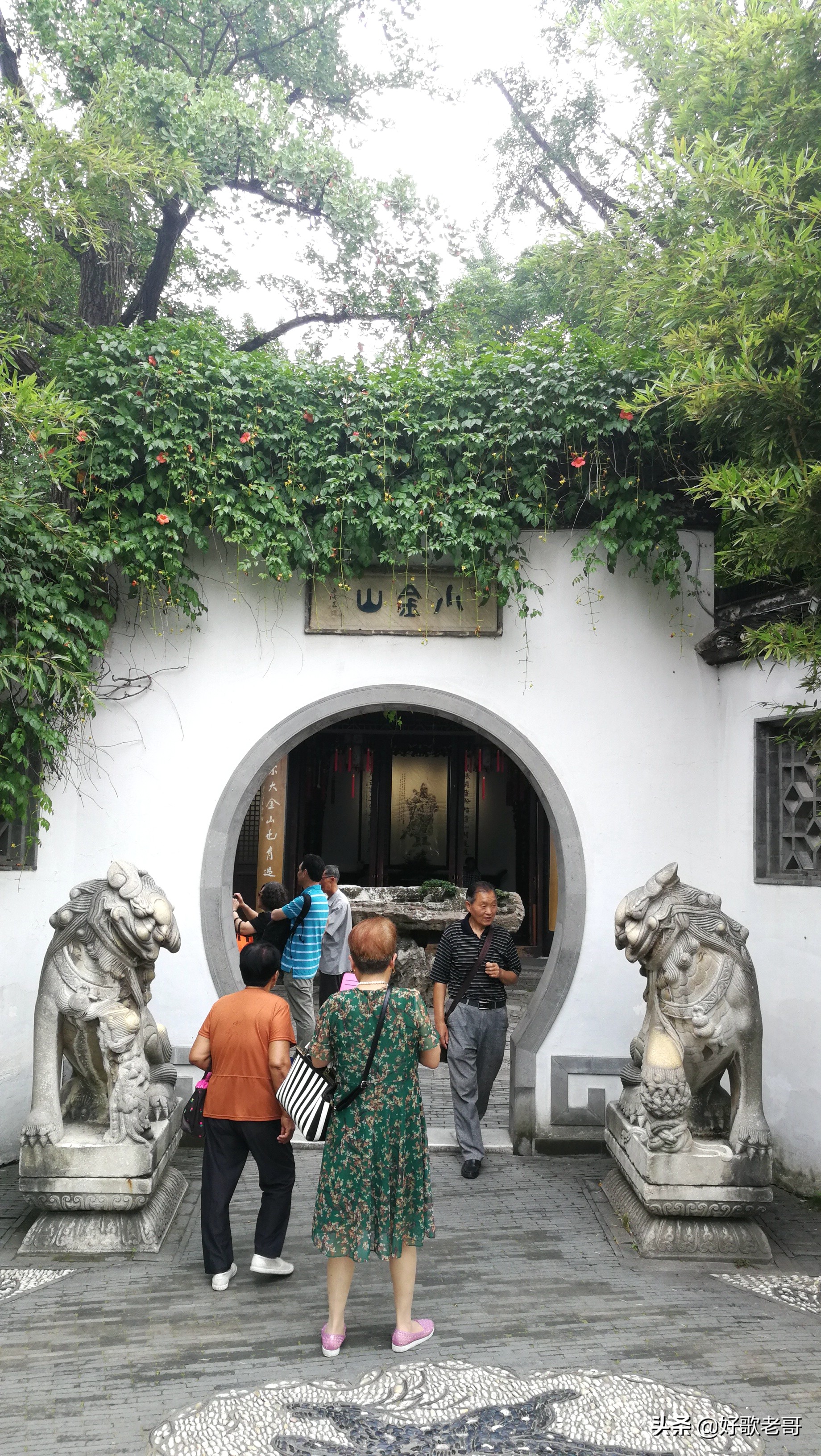 十里湖光,清澄缥碧,花木扶疏,连绵滴翠…瘦西湖游记