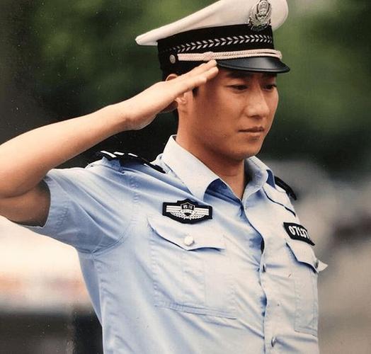 网红警官谭乔现状,网红交警谭乔的故事