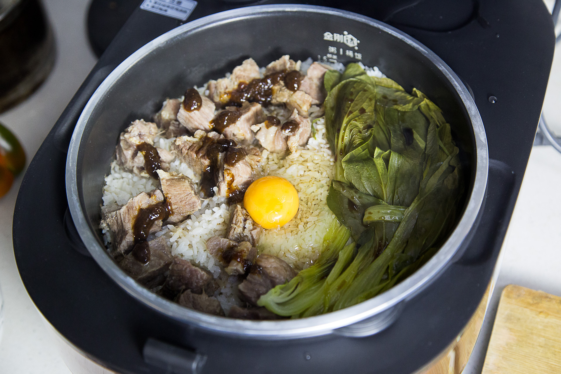 苏泊尔本釜ih电磁电饭煲使用视频,苏泊尔本釜远红外电饭煲功能介绍