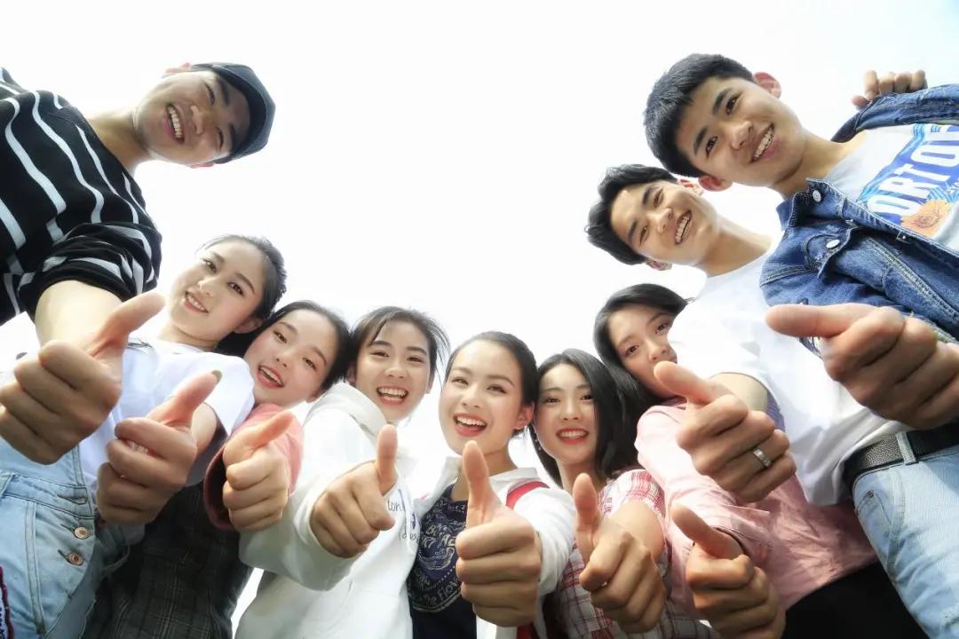 成都航空职业技术学院今年面试,成都职业技术学院空乘面试