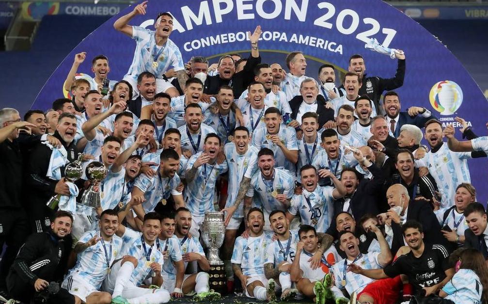 10年世界杯阿根廷被淘汰,阿根廷时隔8年再次闯入决赛