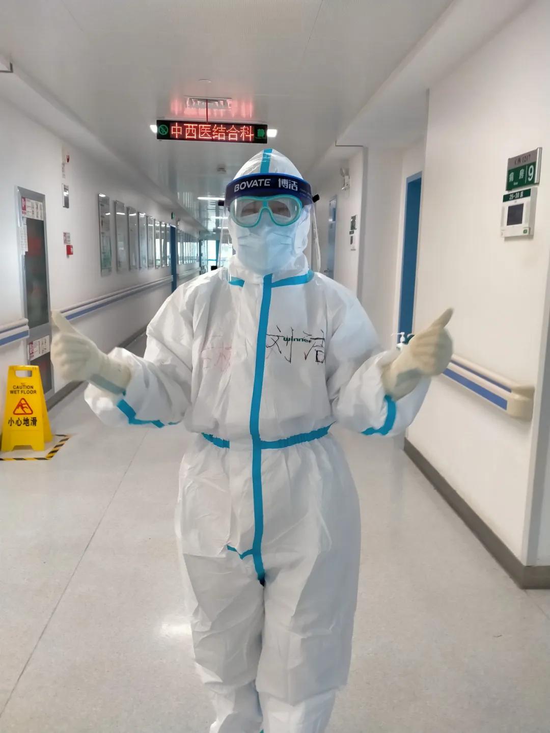 致敬2020每一个逆行的背影,回顾2019年消防员最美逆行背影