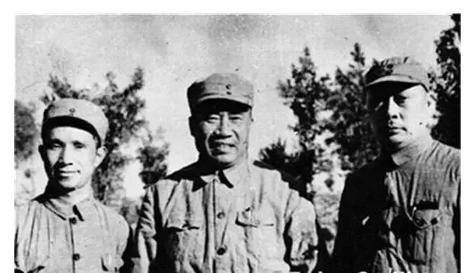 四句话看*德朱**的革命品质