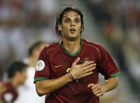 战术水贴：详解B席盘带核心技术，欧洲杯给C罗喂饼全靠他撕裂防守