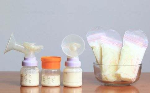 没时间给一岁宝宝做辅食怎么办,婴儿用惯了奶瓶不吃母乳如何解决