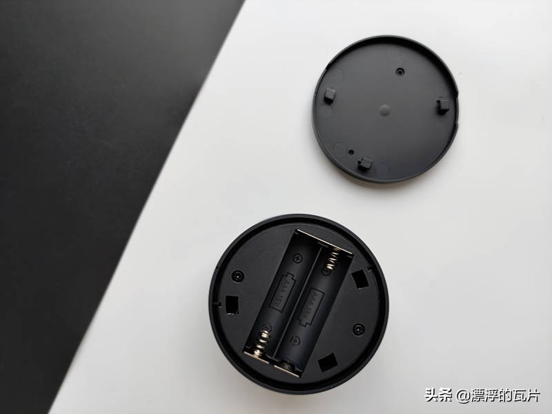 显示器挂灯的正确方法,显示器挂灯白天有用吗