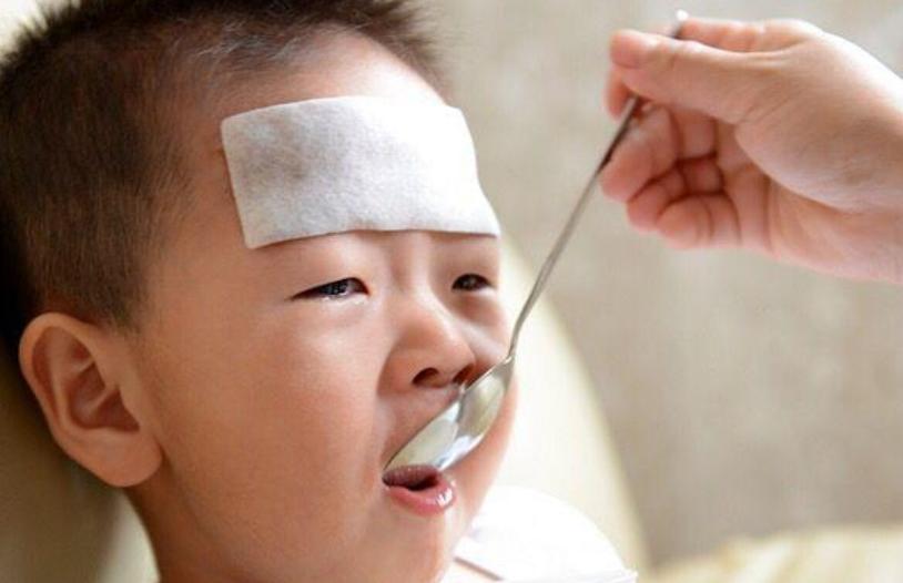 小宝宝咳嗽吃啥药最好,宝宝咳嗽吃药不见好怎么办