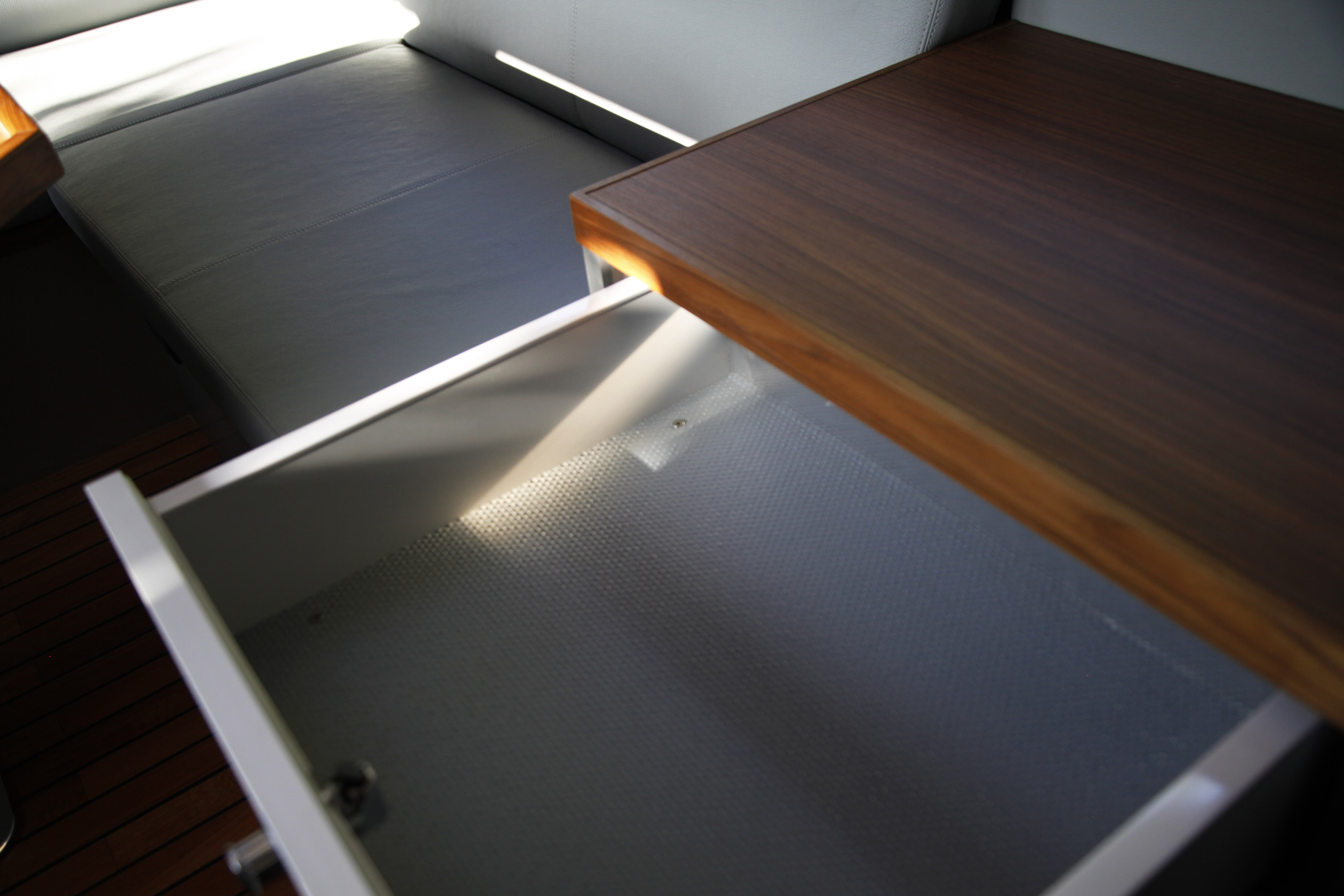 越野强劲王者，独栋别墅享受，阿莫迪罗曼8x8征服你了吗？