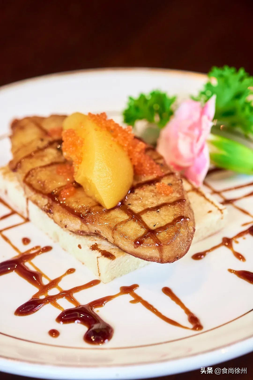 徐州张柏芝一秒到日本？其实正在吃日料，和服免费穿，过足cos瘾