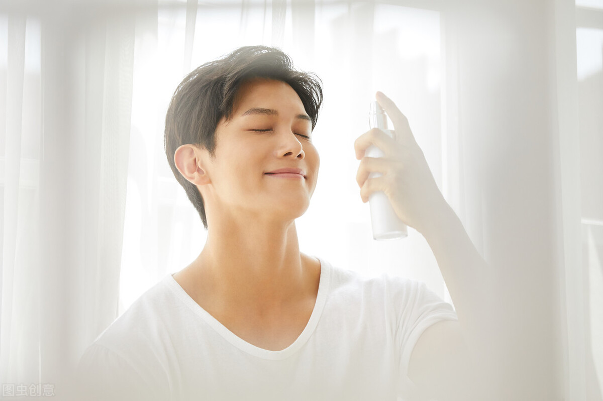 男士干性皮肤冬季护肤推荐,男士冬天皮肤干燥用什么护肤