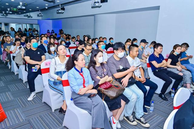 闀块『濂借姳绾㈡枃鍖栨梾娓歌妭,闀块『鍘垮煄濂借姳绾㈡梾娓歌妭