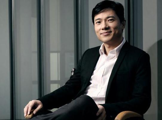 美团网王兴创业故事视频,美团创始人王兴的传奇故事