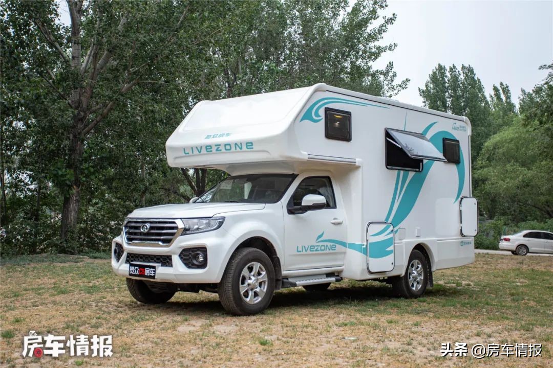 30万左右的可睡4个成人的四驱房车,20万能买什么重型房车