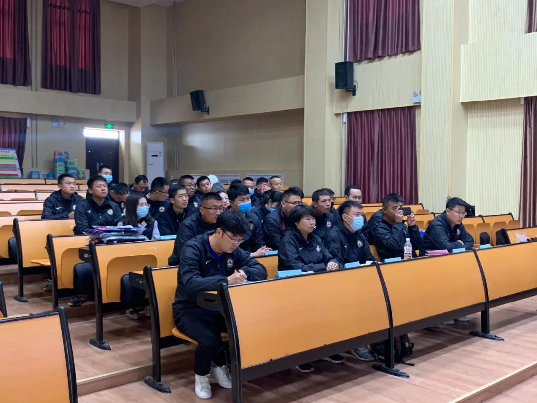 陕西省足球e级教练员报名,陕西足协e级教练员培训