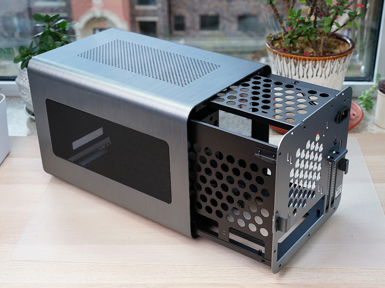 itx主机配置推荐不加显卡,itx主机配置推荐全新显卡