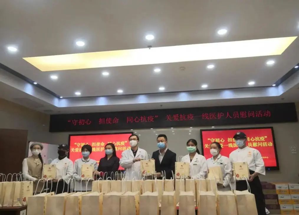 荔湾｜从细微处做好服务，他们是“身兼多职”的社工