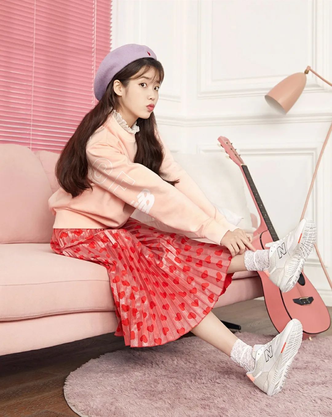 鞋柜怎么放春夏秋冬的鞋 (鞋柜必备的小白鞋)