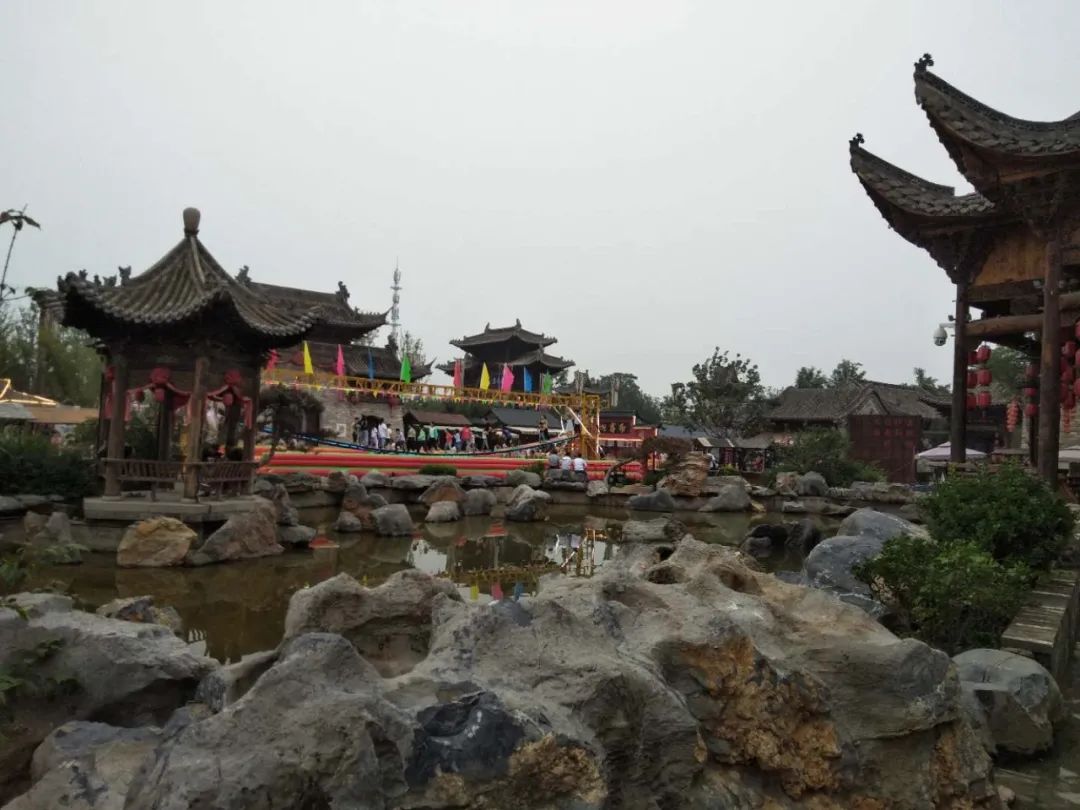 建业足球小镇一日游攻略,建业足球小镇附近有什么玩的