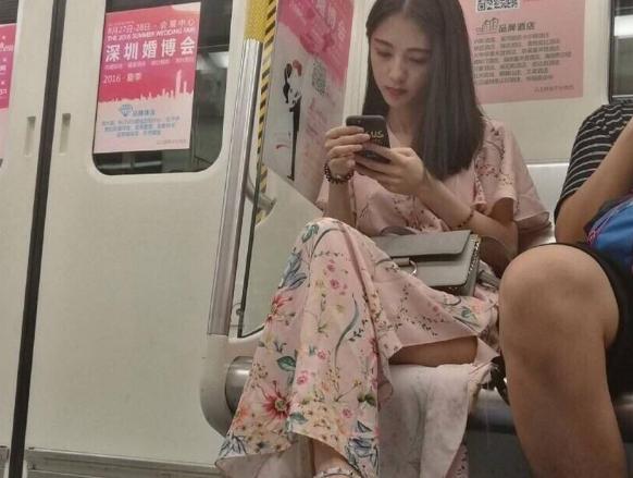 想摆脱单身狗宿命，第一步要学会搭讪，4个方法教你如何撩妹