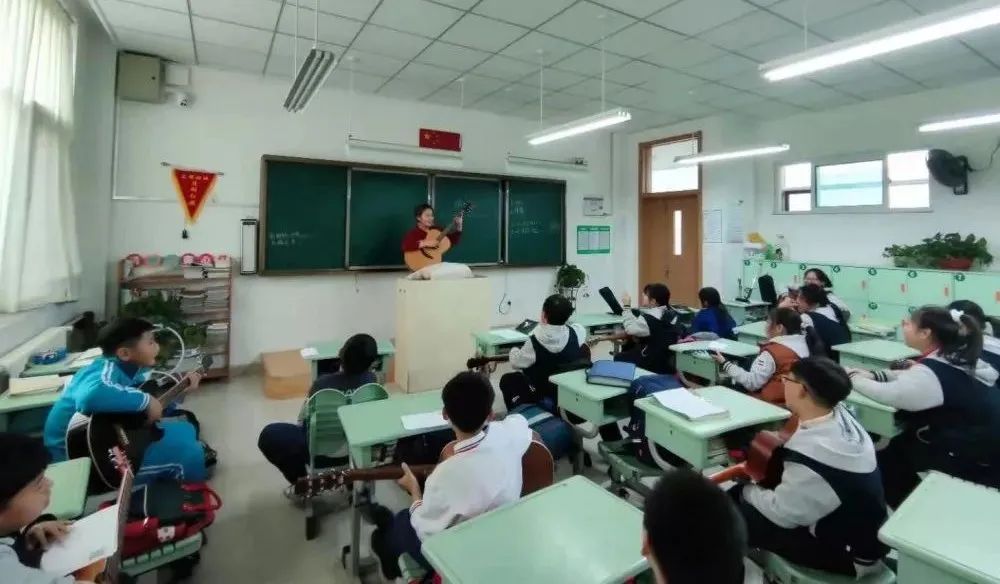小学有特色的社团活动课,胶州市第六实验小学运动会