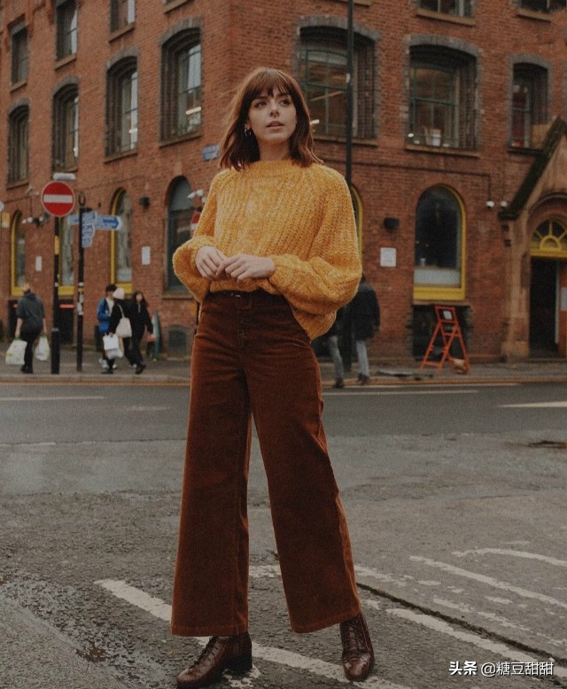 今年最流行靴子裤子,今年流行什么样的靴子裤