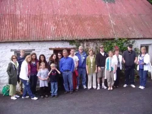 戴15元手表,租一居室,秘密捐出560亿,他真正活出了上帝模样!