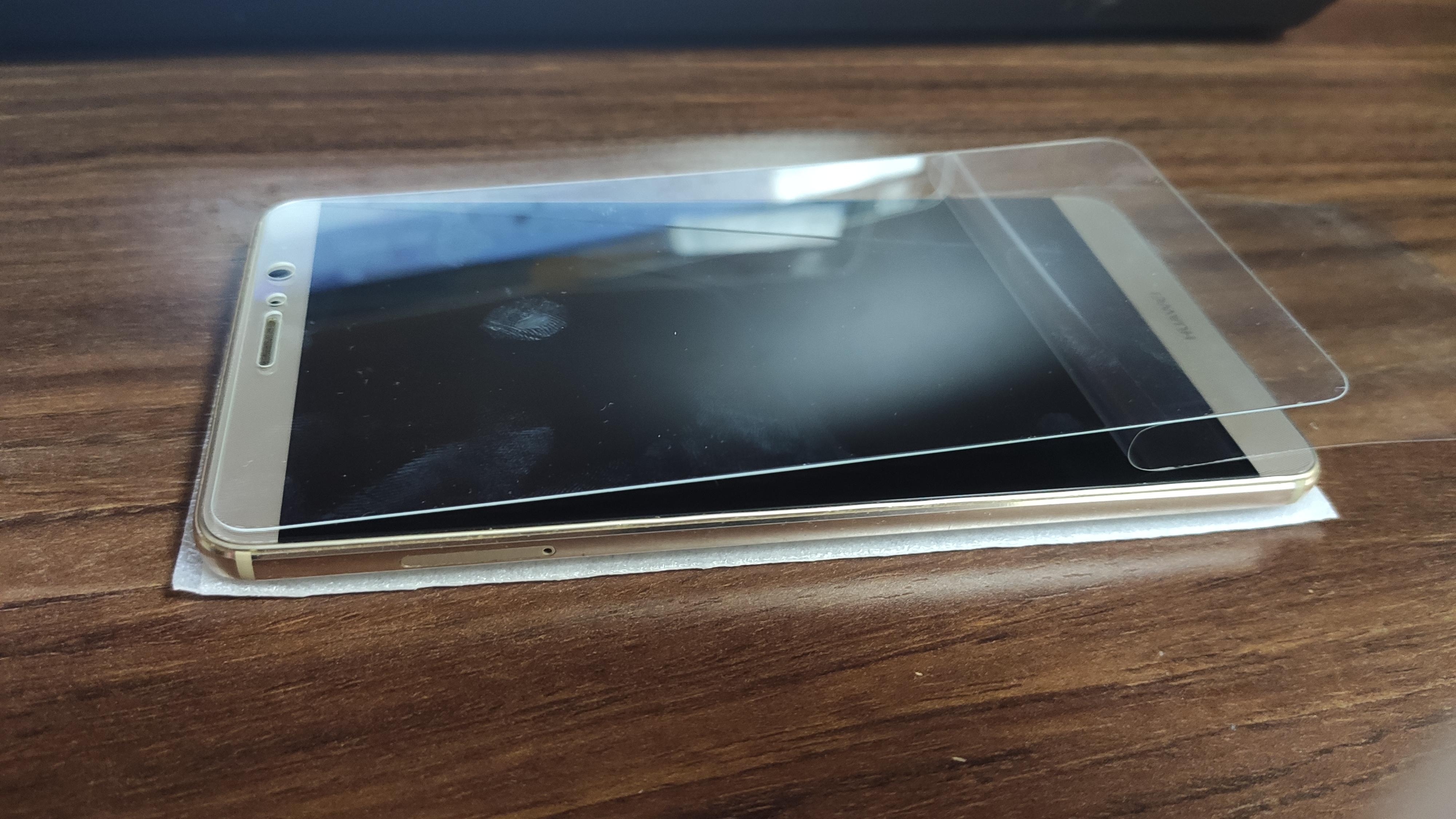 一秒学会手机贴膜,手把手教你10秒贴膜手机