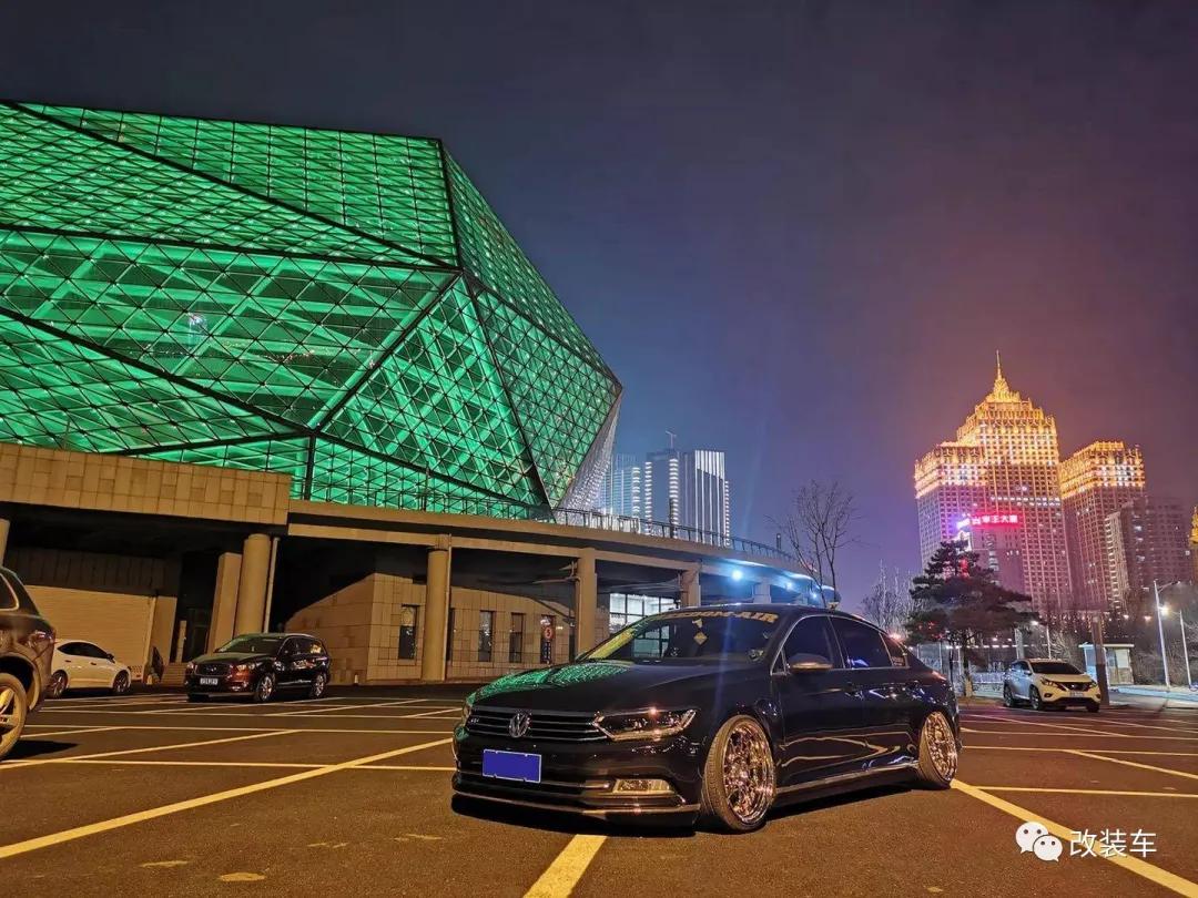 新大众迈腾改装,大学生改装迈腾