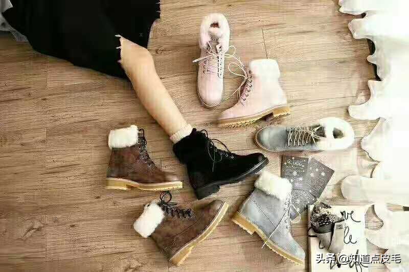 小众时尚坡跟雪地靴,时尚亮面皮毛一体雪地靴