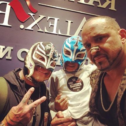 wwe搓澡工首秀,wwe搓澡工被开除